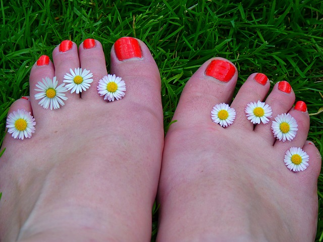 June 1: Go Barefoot Day