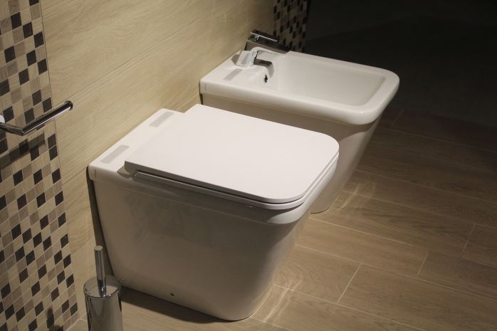 How To Use A Bidet Toilet (The Best Way!)