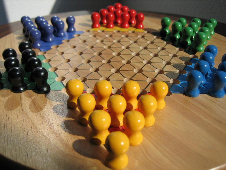 How To Play Chinese Checkers, Board Games, Family Games, Gaming