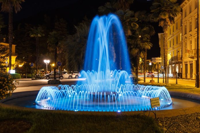 water fountain, fountain gifs, cool gifs